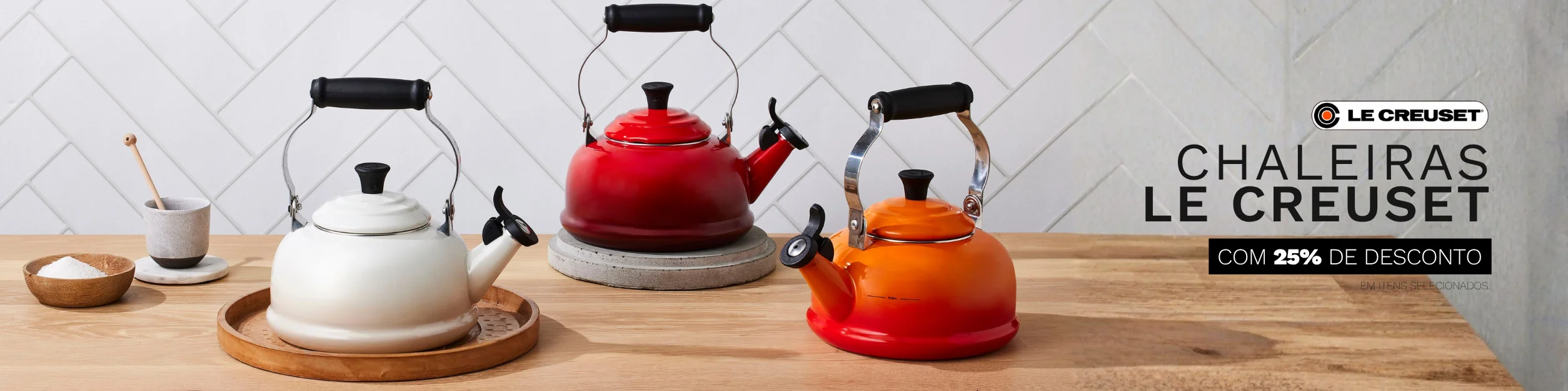 Chaleiras Le Creuset com 25% OFF