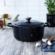 Panela Redonda Signature 26 cm Preto Le Creuset