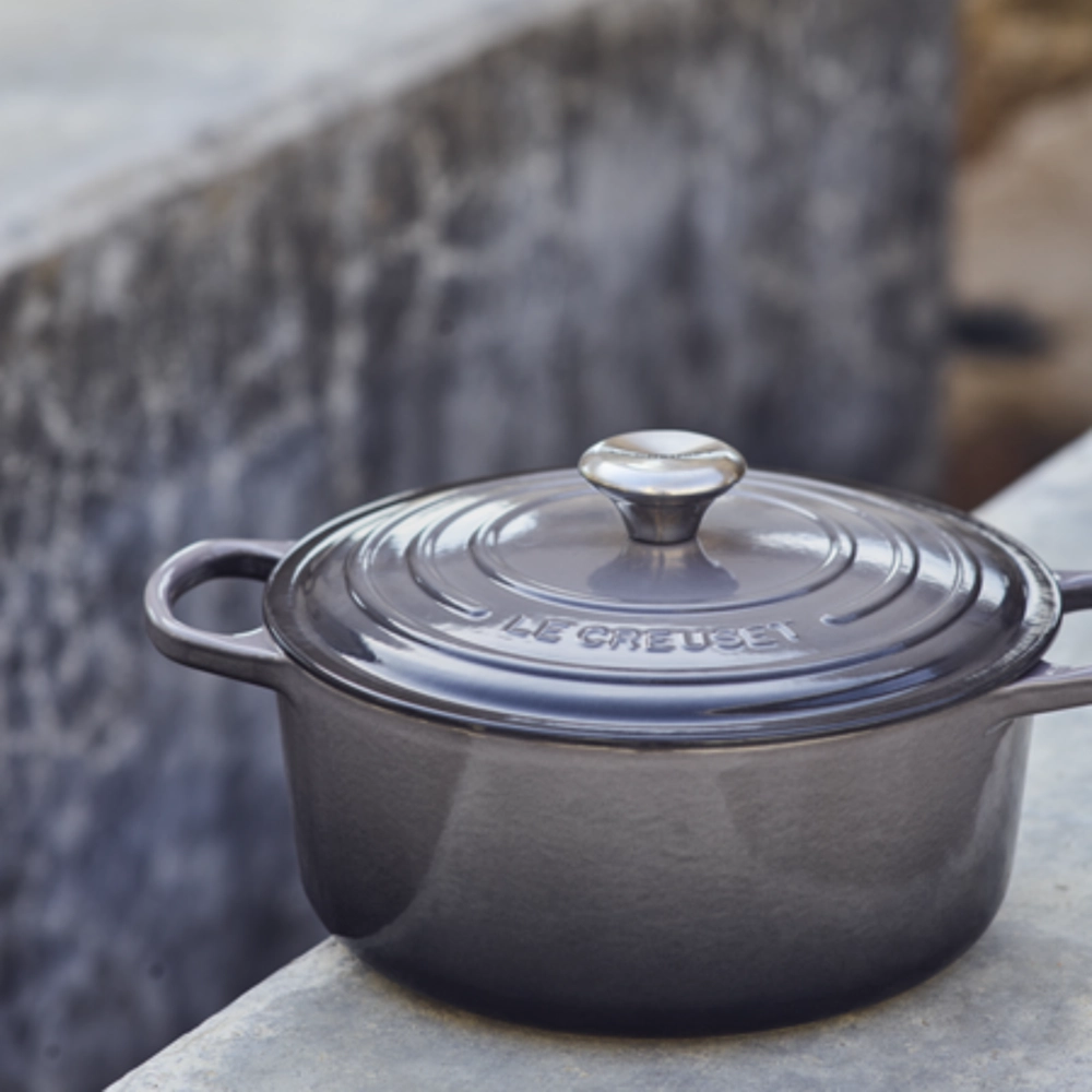 Panela Redonda Signature 26 cm Flint Le Creuset