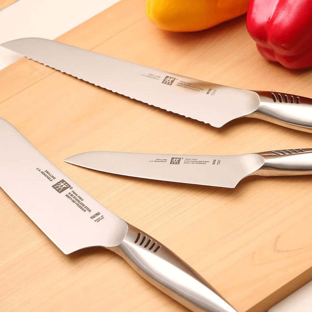 Faca do Chef Compacta em Aço Inox 13 cm Twin Fin 2 Zwilling