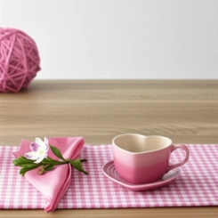 Caneca Coração com Pires em Cerâmica 220 ml Rose Quartz Le Creuset