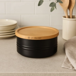Pote com Tampa em Cerâmica 420 ml Black Onyx Le Creuset