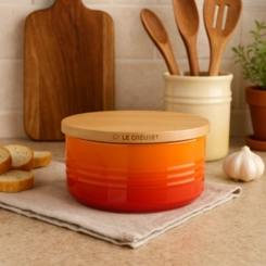 Pote com Tampa em Cerâmica 420 ml Laranja Le Creuset