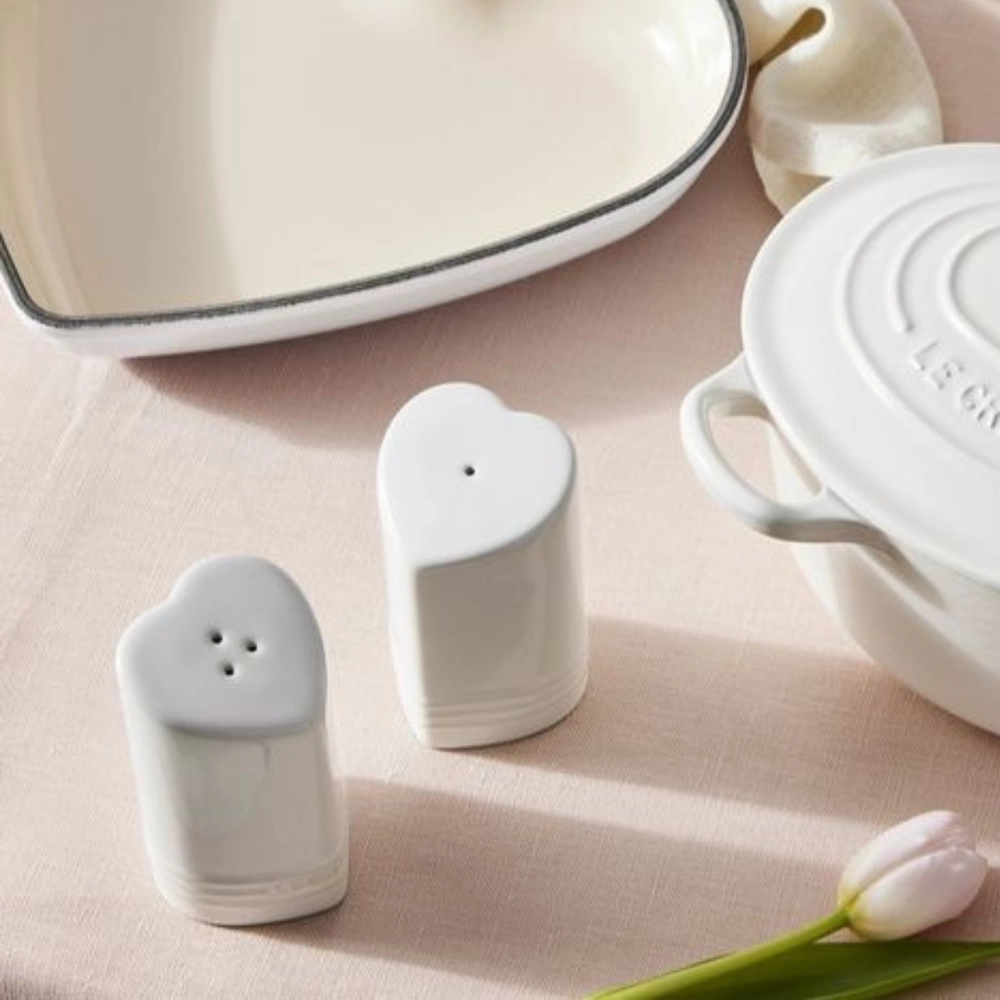 Saleiro e Pimenteiro Coração em Cerâmica 130 ml Branco Le Creuset
