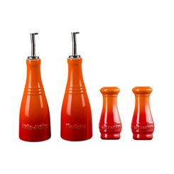 Conjunto de Galheteiro com Saleiro e Pimenteiro Laranja Le Creuset