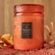 Vela Decorativa de Vidro Tamanho G 100h com Tampa Mandarino Cannela Voluspa