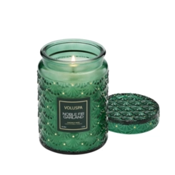 Vela Decorativa de Vidro Tamanho G 100h com Tampa Noble Fir Garland Voluspa