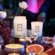 Vela Decorativa de Vidro Tamanho G 100h com Tampa Sparkling Cuvee Voluspa