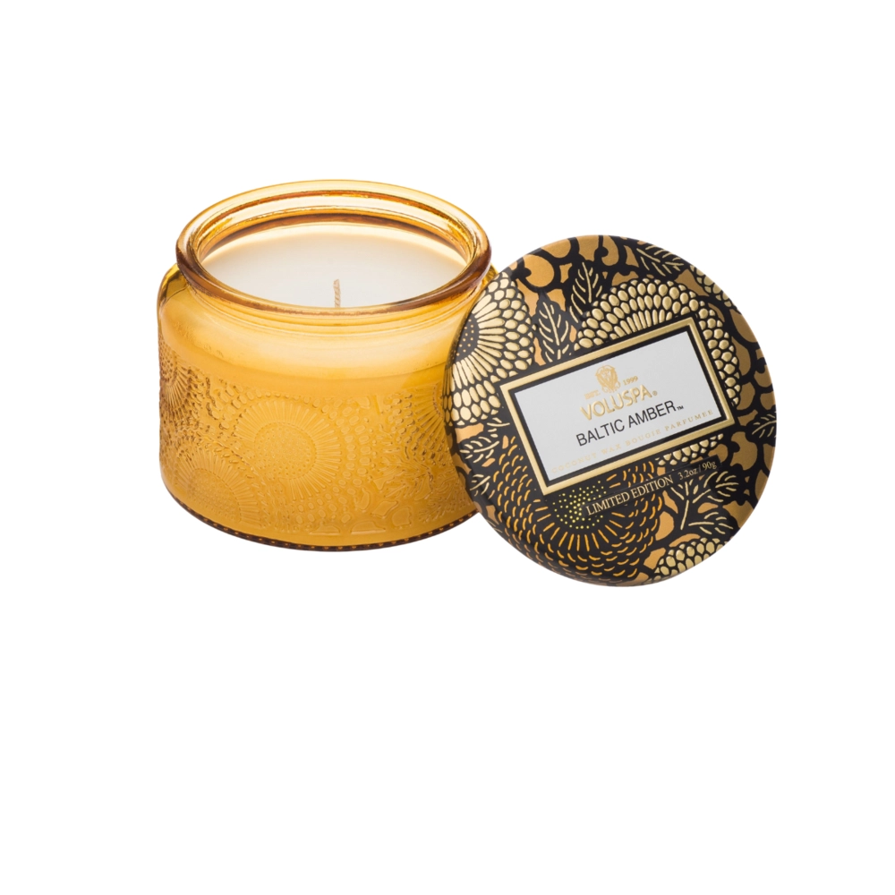 Vela Decorativa de Vidro Tamanho P 25h Baltic Amber Voluspa