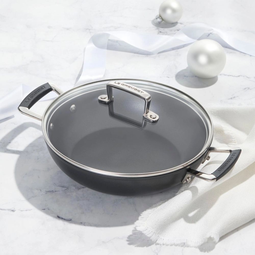 Caçarola Baixa 24 cm Non-Stick Pro Le Creuset