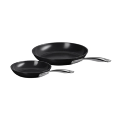 Set 2 Frigideiras Rasas Non-Stick Ceramic Essential 24 e 28 cm Le Creuset