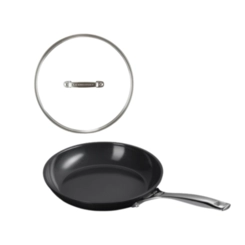 Kit Frigideira Rasa Non Stick Ceramic e Tampa 24 cm Le Creuset