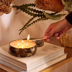 Vela Decorativa em Lata 3 Pavios 60h Baltic Amber