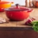 Kit Panela Marmita 26 cm e Suporte de Vermelho Le Creuset