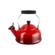 Kit Chaleira Tradicional e 2 Canecas Coração com Pires Vermelho Le Creuset