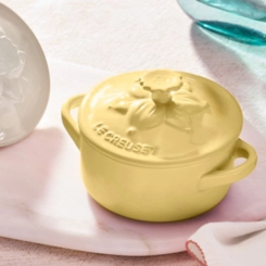 Mini Cocotte de Cerâmica Jardin 10 cm Camomille Le Creuset