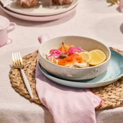 Prato Fundo de Cerâmica Sphere Jardin 18 cm Meringue Le Creuset