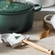 Descanso de Colher de Cerâmica Árvore de Natal 14 cm Branco Le Creuset