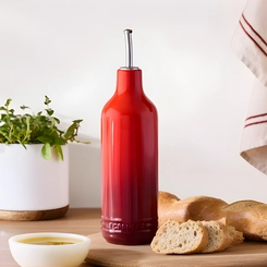 Porta Óleo de Cerâmica Signature 600 ml Vermelho Le Creuset
