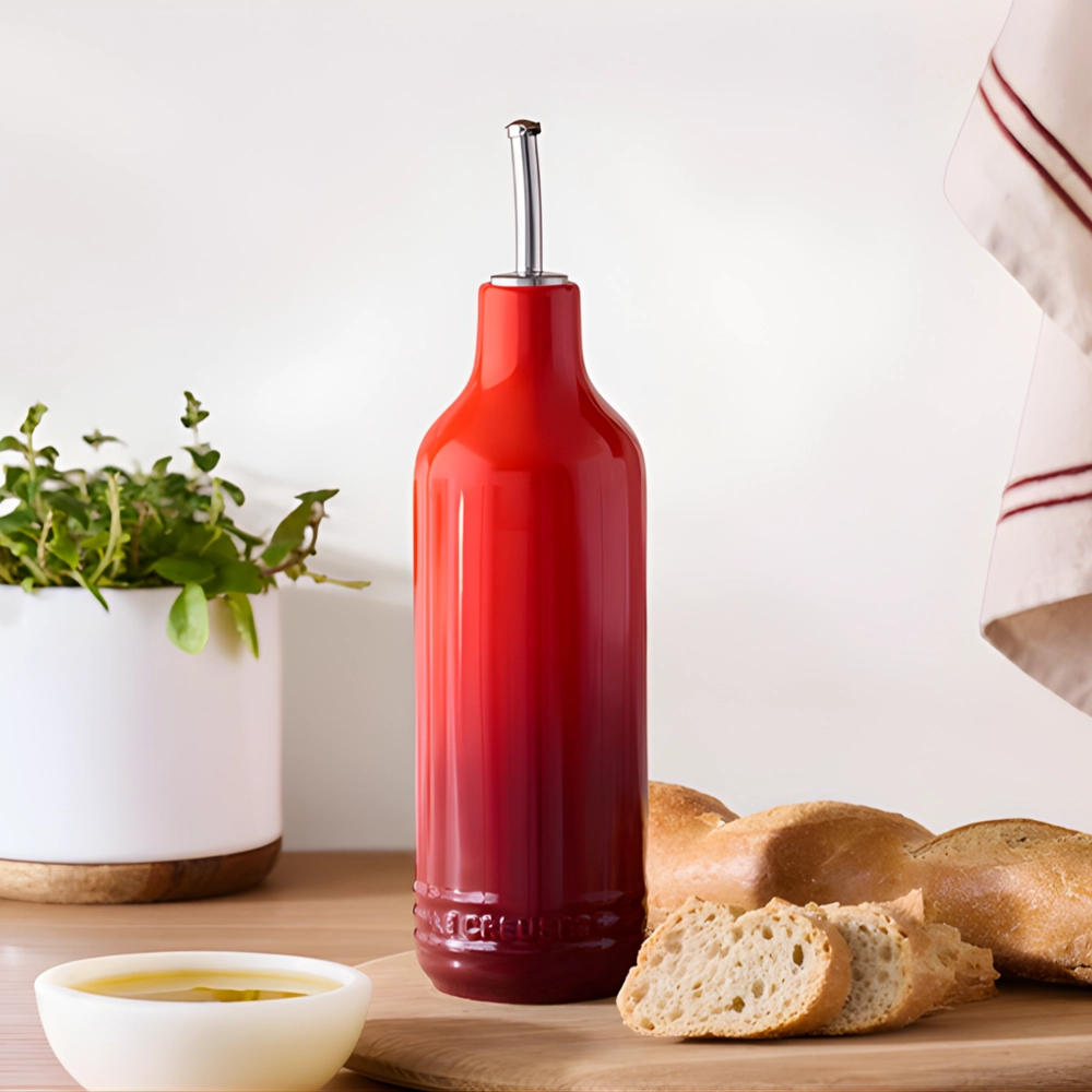 Porta Óleo de Cerâmica Signature 600 ml Vermelho Le Creuset