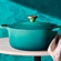 Panela Redonda Signature 28 cm Bleu Riviera Le Creuset