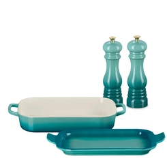 Kit Travessa Retangular com Tampa Prato e Moedores de Sal e Pimenta Bleu Riviera Le Creuset