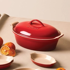 Travessa Oval com Tampa Heritage 3,8 Litros Vermelho Le Creuset