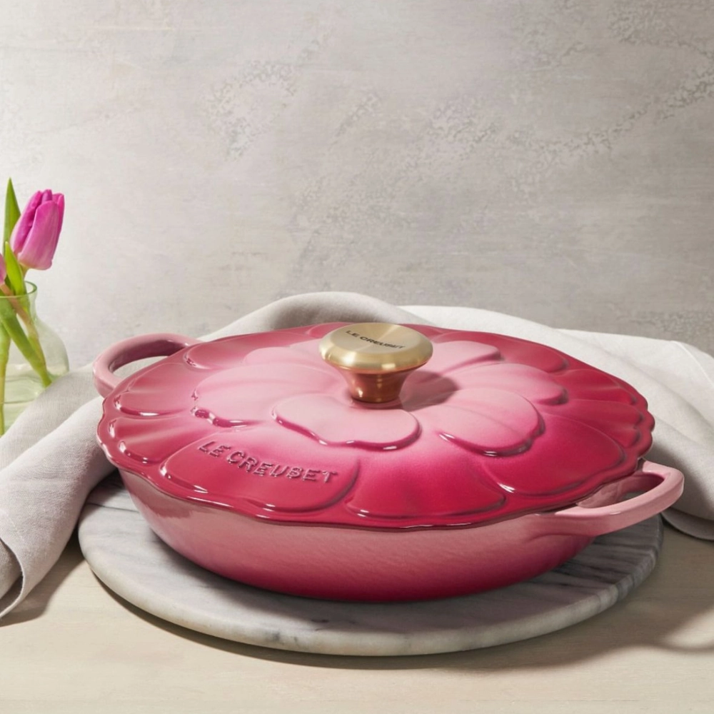 Caçarola Buffet Signature Petal 26 cm Berry Le Creuset